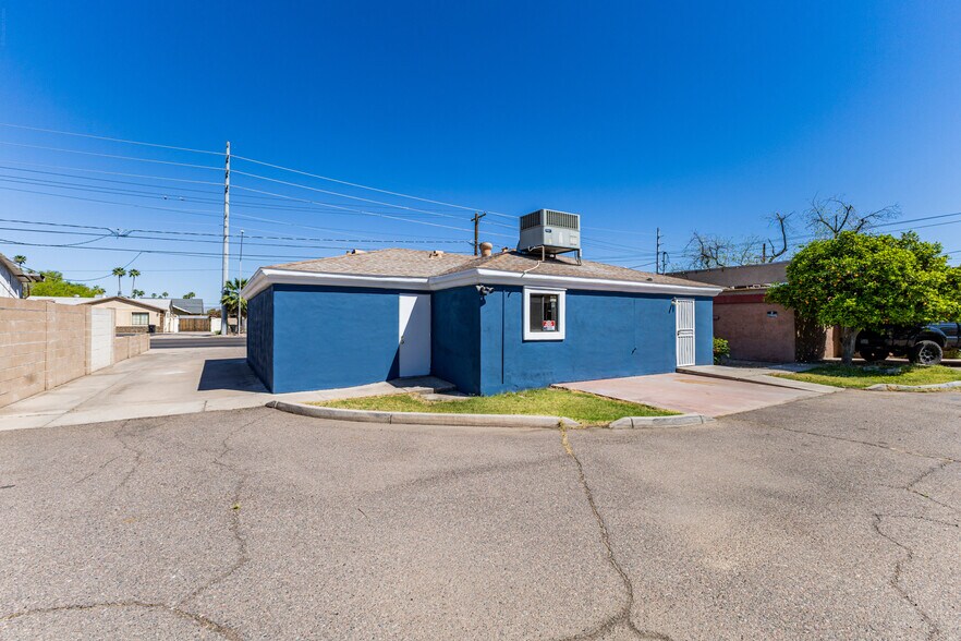 More Photos Of 545 E University Dr, Mesa Office For Sale