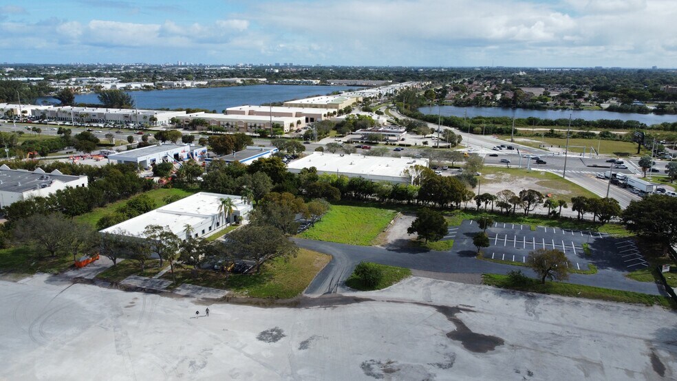 More Photos Of 2501 Wiles Rd, Deerfield Beach Unknown For Lease