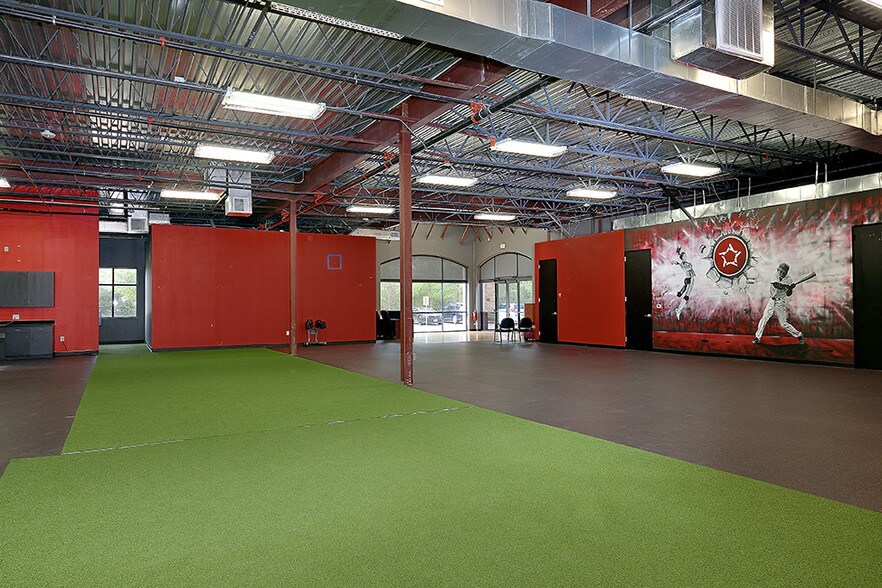 More Photos Of 8101 Kuykendahl Rd, The Woodlands Office For Lease