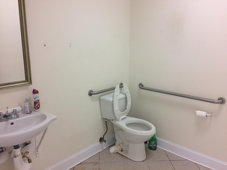 More Photos Of 982 Cleveland Ave, Atlanta Office For Sale