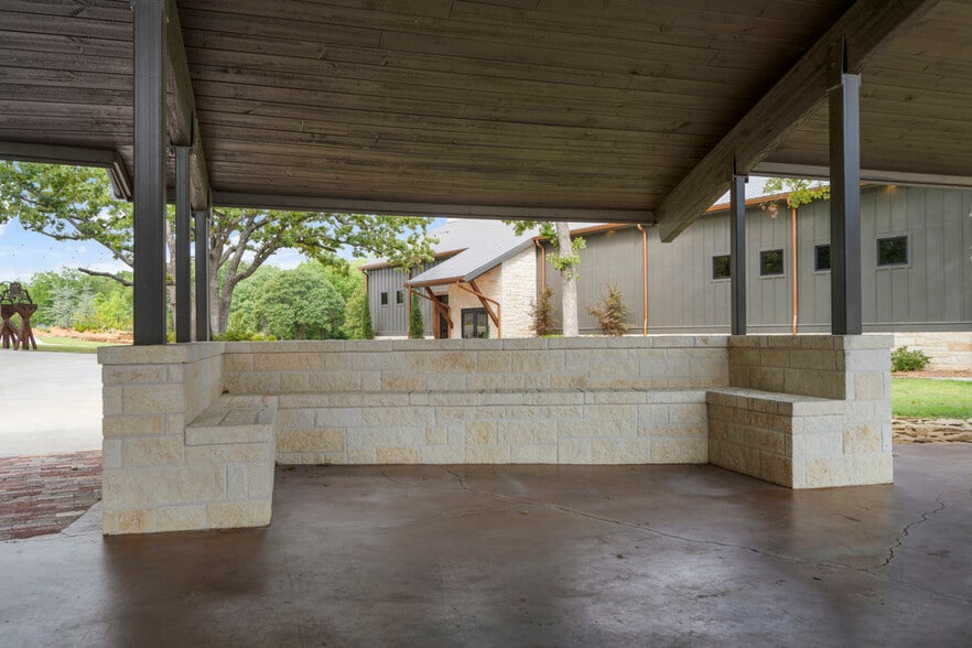 More Photos Of 19501 W 41st St, Sand Springs Specialty For Sale
