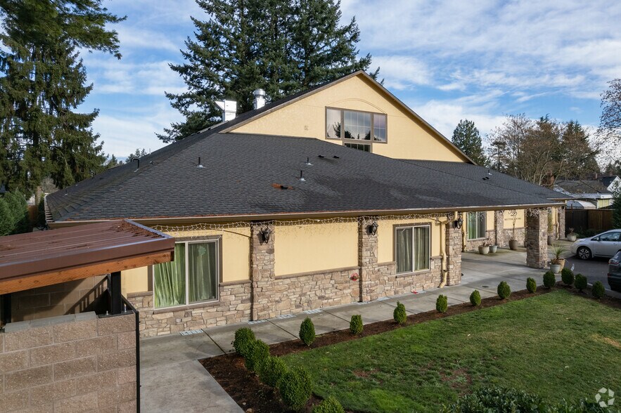 More Photos Of 15855 SE Powell Blvd, Portland Assisted Living For Sale