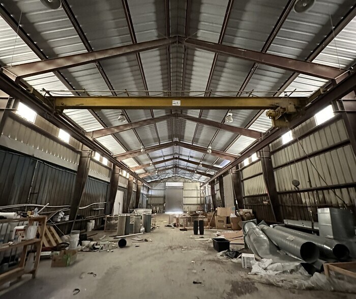 More Photos Of 611 Azalea Dr, Muskogee Warehouse For Sale
