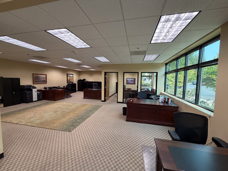 More Photos Of 10870 SW Tualatin Sherwood Rd, Tualatin Warehouse For Sale