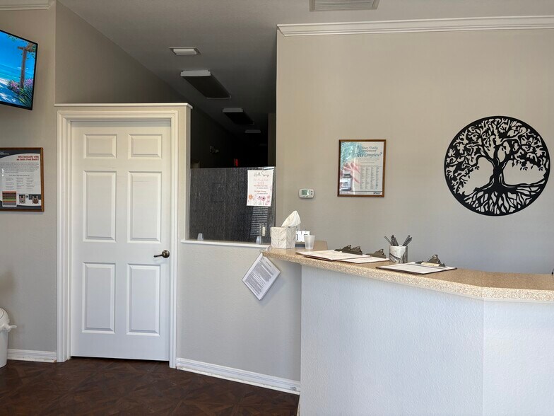 More Photos Of 15151 S US Highway 441, Summerfield Medical For Lease