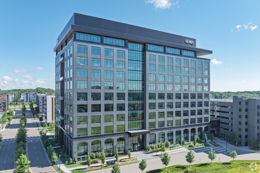 More Photos Of 1601 Utica Ave S, Minneapolis Office For Lease