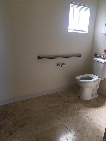 More Photos Of 7575 El Camino Real, Atascadero Office For Lease