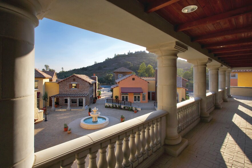 More Photos Of Del Dios Hwy @ Calle Ambiente, Rancho Santa Fe Unknown For Lease