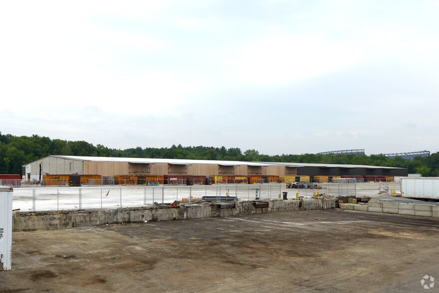 More Photos Of 208 North St, Foxborough Warehouse For Lease