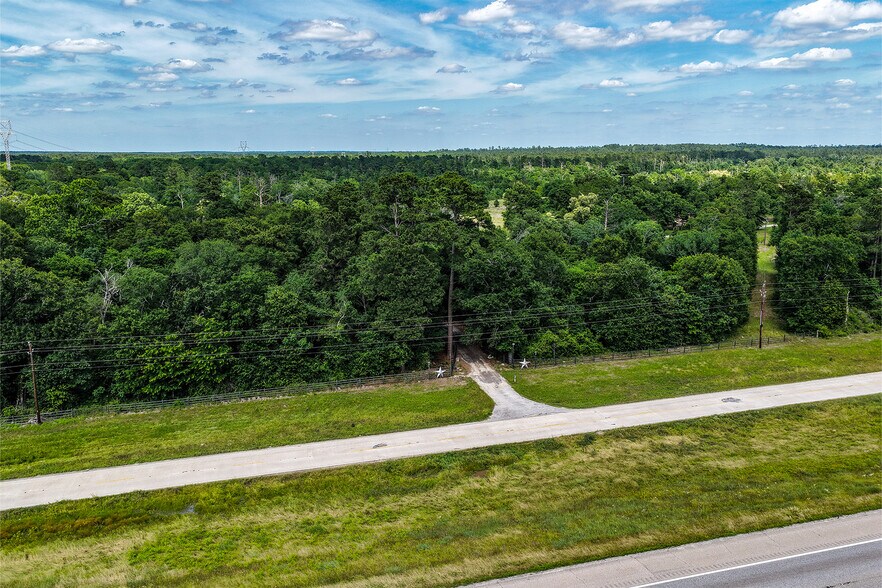 More Photos Of 1726 I-45 North, Huntsville Land For Sale