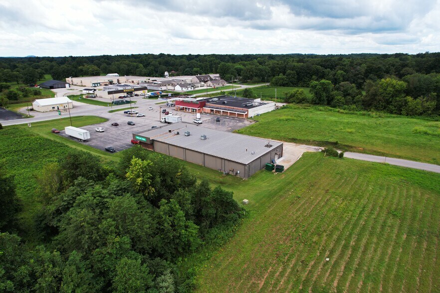 More Photos Of 1470 Highway 64 NE, New Salisbury Freestanding For Sale