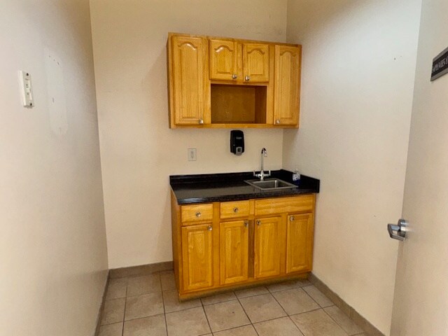 More Photos Of 621-625 E Fordham Rd, Bronx Office For Sale