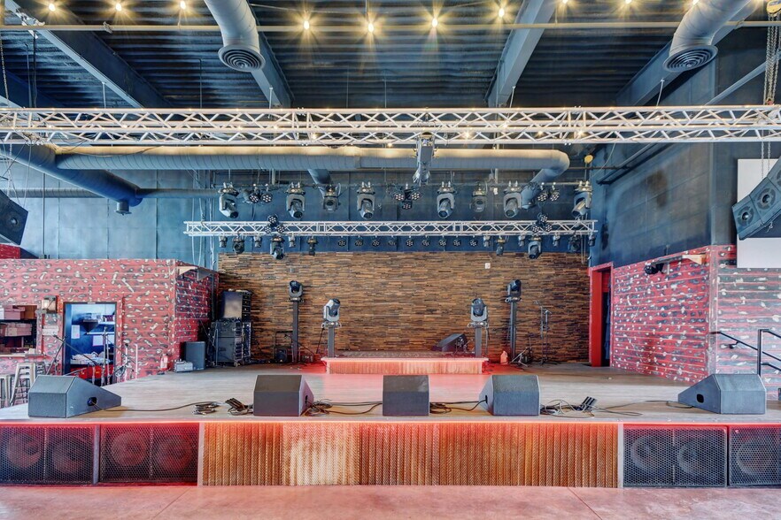 More Photos Of 11160 S Pikes Peak Dr, Parker Restaurant For Sale