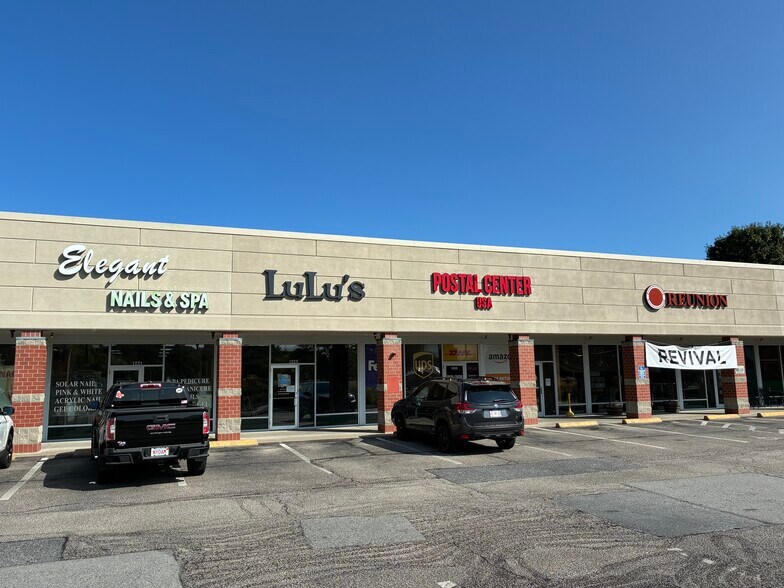 More Photos Of 1215-1225 Providence Rd, Whitinsville Unknown For Lease