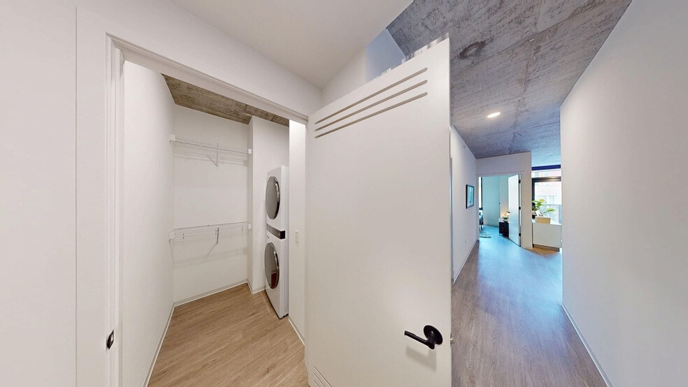 More Photos Of 1717 S Michigan Ave, Chicago Apartments For Lease