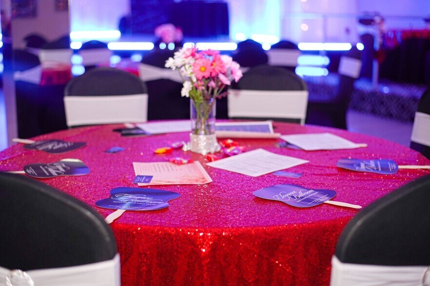 More Photos Of 8740 Ohio Dr, Plano Storefront For Lease