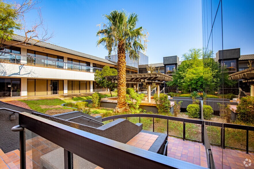 More Photos Of 1771 E Flamingo Rd, Las Vegas Unknown For Lease