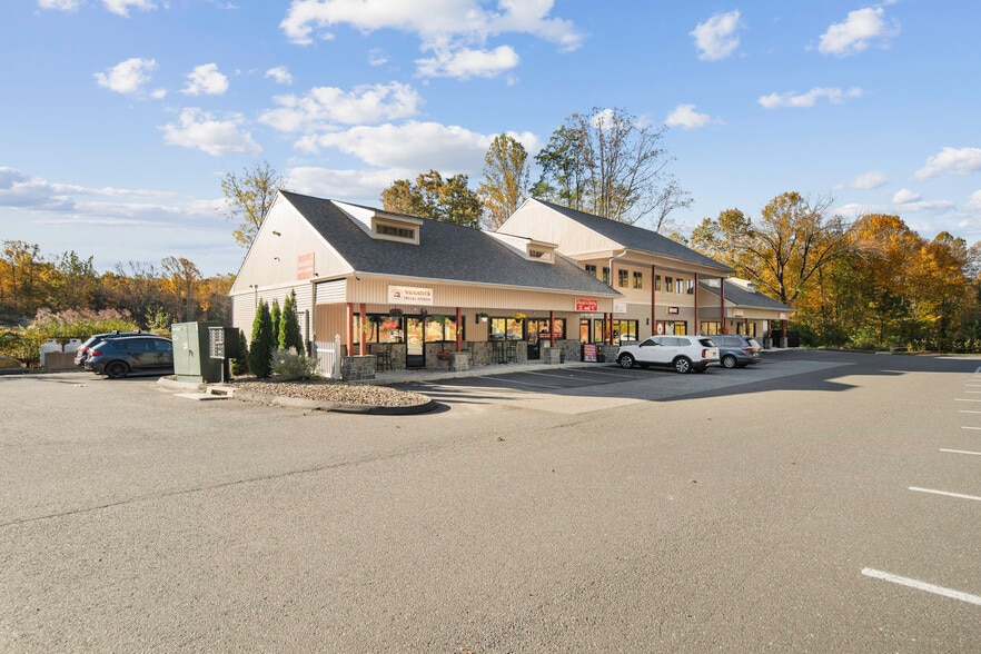 Primary Photo Of 909 Prospect St, Naugatuck Storefront For Sale