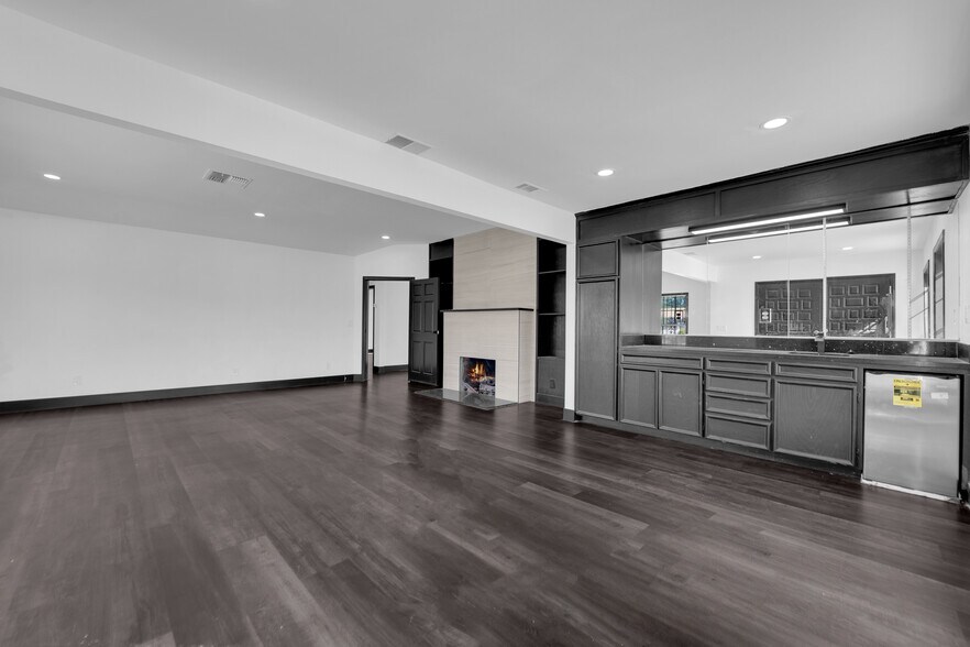 More Photos Of 530 S 7th St, Las Vegas Office Residential For Lease