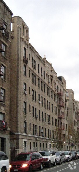 More Photos Of 990 Gerard Ave, Bronx Apartments For Lease