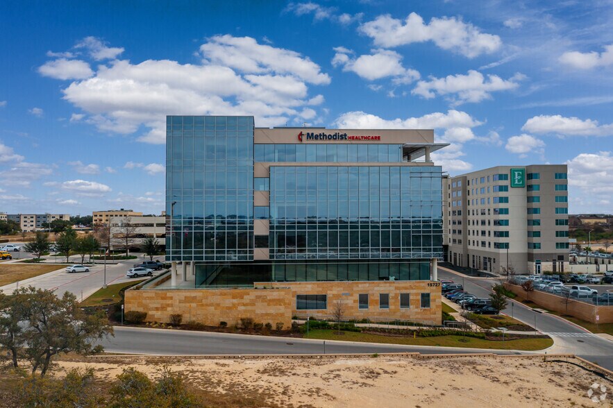 More Photos Of 15727 Anthem Pky, San Antonio Office For Lease