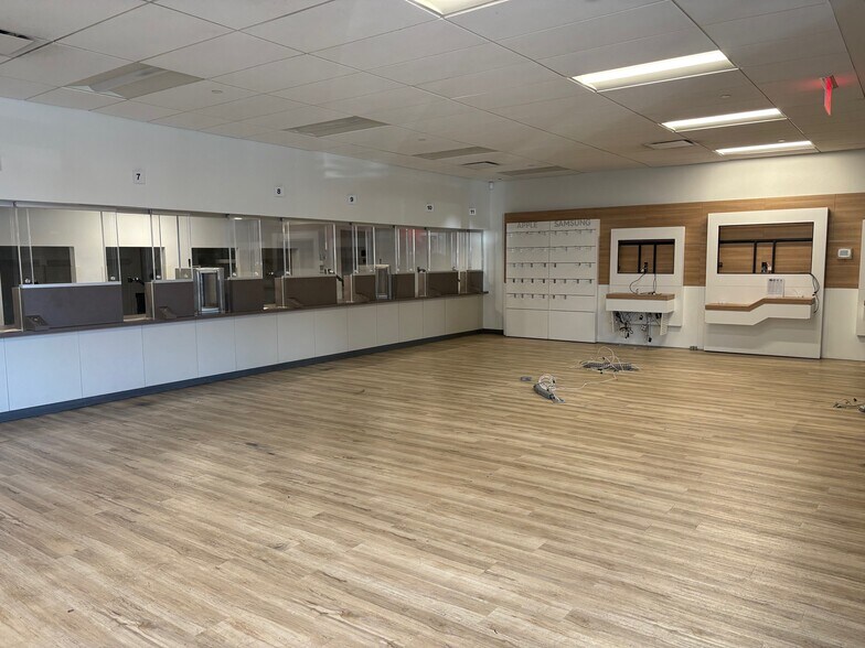 More Photos Of 11020 Flatlands Ave, Brooklyn Storefront For Lease