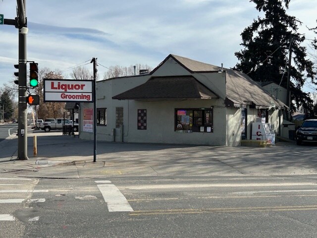 More Photos Of 1104-1108 E 1st St, Loveland General Retail For Lease