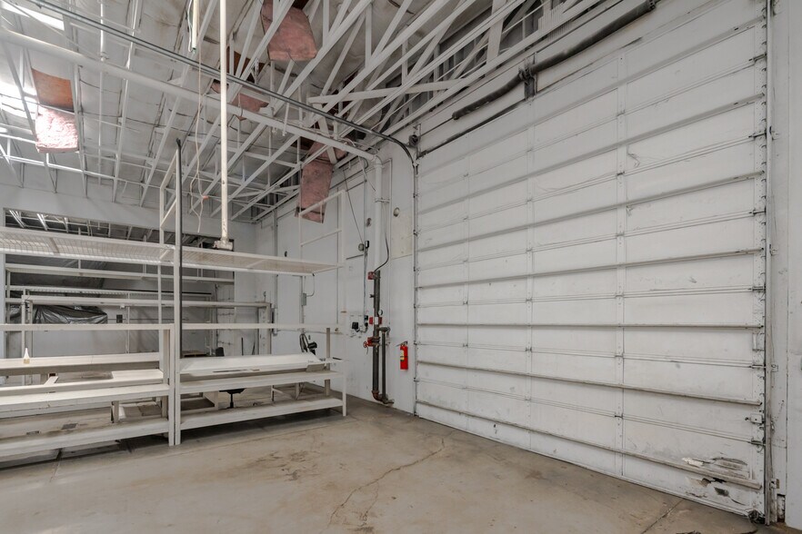 More Photos Of 1950 Centers Ave, Lake Havasu City Warehouse For Lease