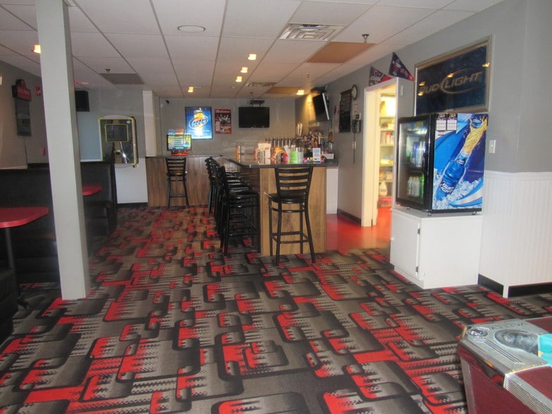 More Photos Of 1103 S Central Ave, Laurel Bowling Alley For Sale