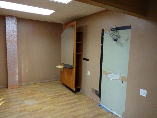 More Photos Of 3185-3199 Delaware Ave, Buffalo Storefront Retail Office For Lease