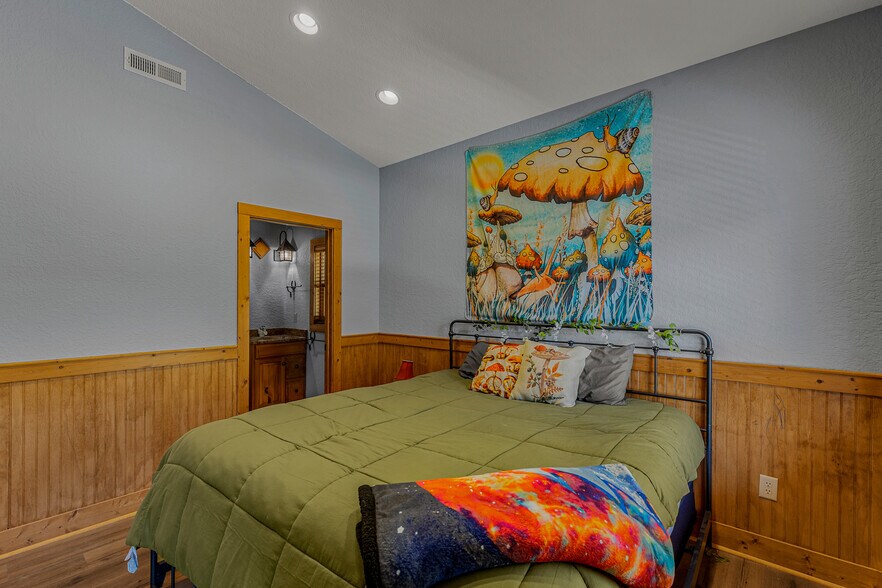 More Photos Of 3093 US Highway 64 E, Sapphire General Retail For Sale