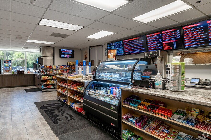 More Photos Of 3310 W Big Beaver Rd, Troy Unknown For Lease