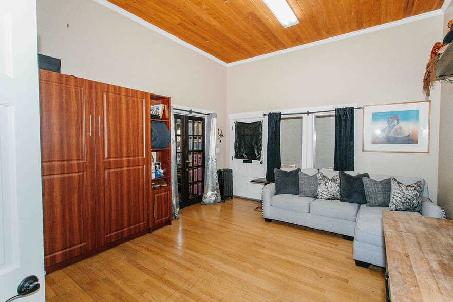 More Photos Of 807 Main St, Ouray Flex For Sale