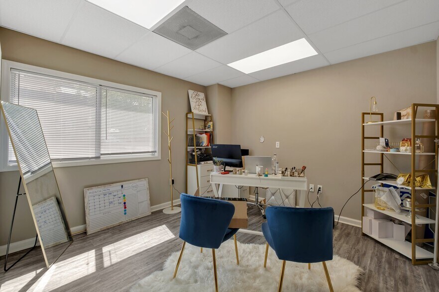 More Photos Of 1754-1762 Thomasville Rd, Tallahassee Office For Sale