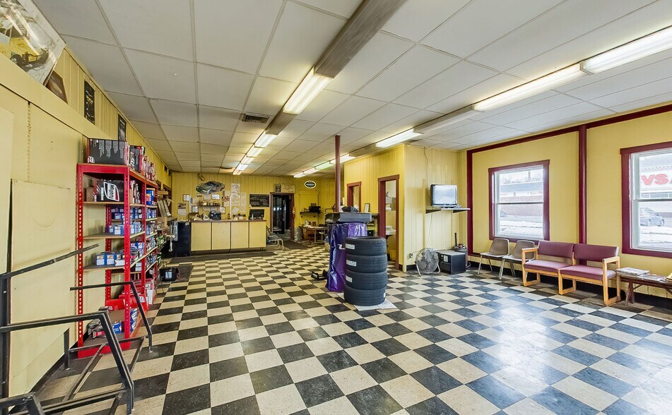 More Photos Of 765 Columbia Blvd, Bloomsburg Auto Repair For Sale