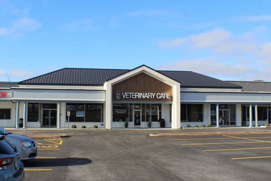 More Photos Of 15425-15495 Clayton Rd, Ballwin Unknown For Lease