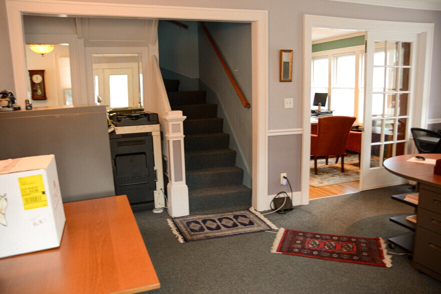 More Photos Of 1158 S Main St, Plymouth Office For Sale