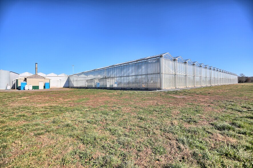 More Photos Of 435 Fickes School Rd, York Springs Specialty For Sale