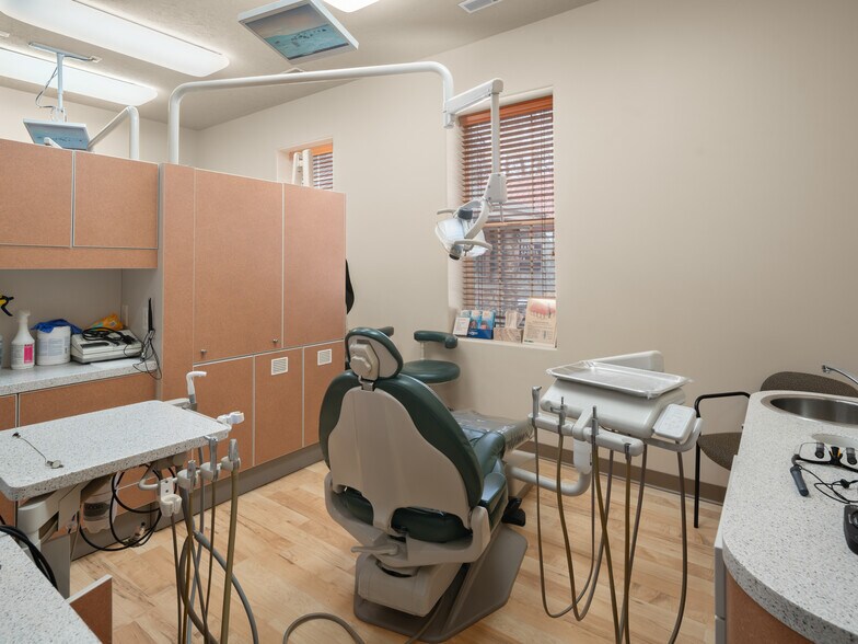 More Photos Of 237 S 7400 E, Huntsville Freestanding For Sale