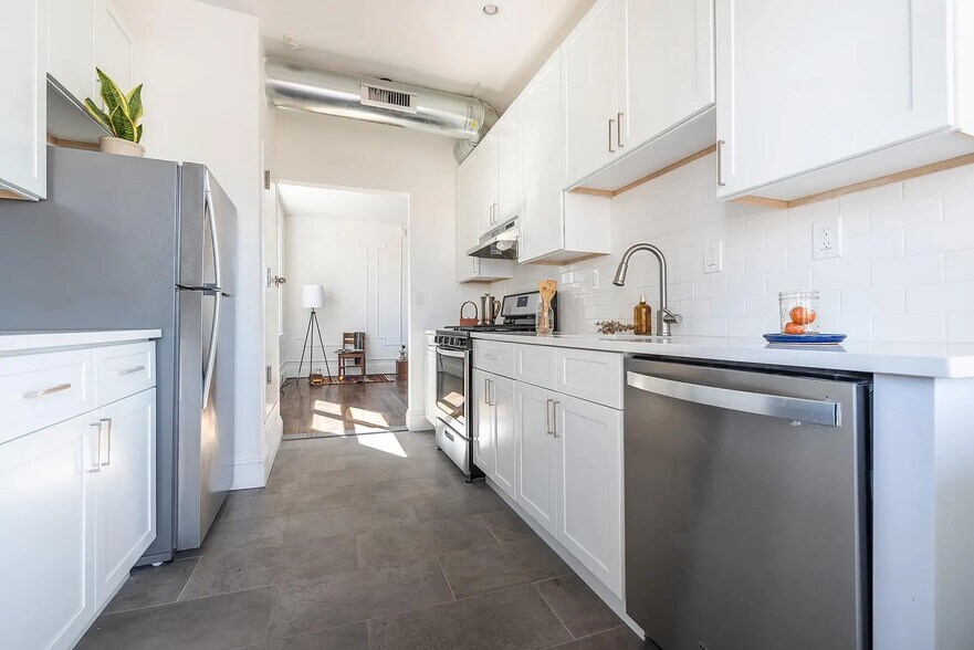 More Photos Of 514 State St, Hudson Apartments For Sale