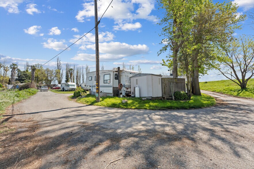 More Photos Of 711 W Brannan Island Rd, Isleton Trailer Camper Park For Sale