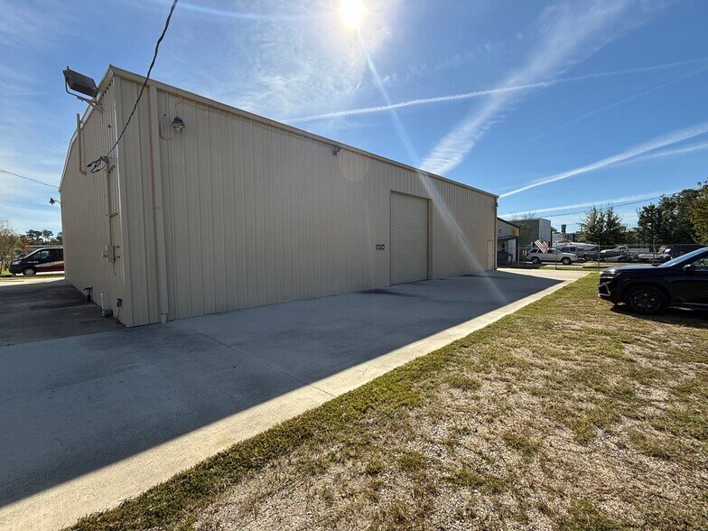 More Photos Of 56704 Dwyer st, Slidell Industrial For Sale