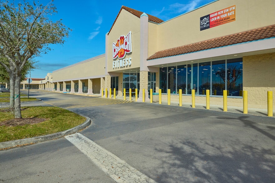 More Photos Of 10230-10368 S US Highway 1, Port Saint Lucie General Retail For Sale