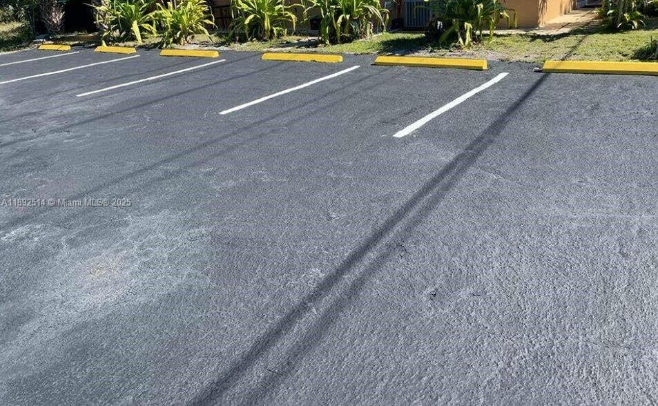 More Photos Of 333 SE 23rd Ave, Boynton Beach Apartments For Sale