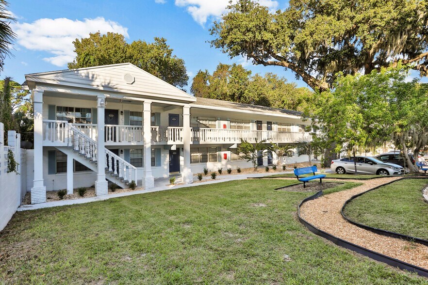 More Photos Of 1835 S Segrave St, South Daytona Apartments For Sale