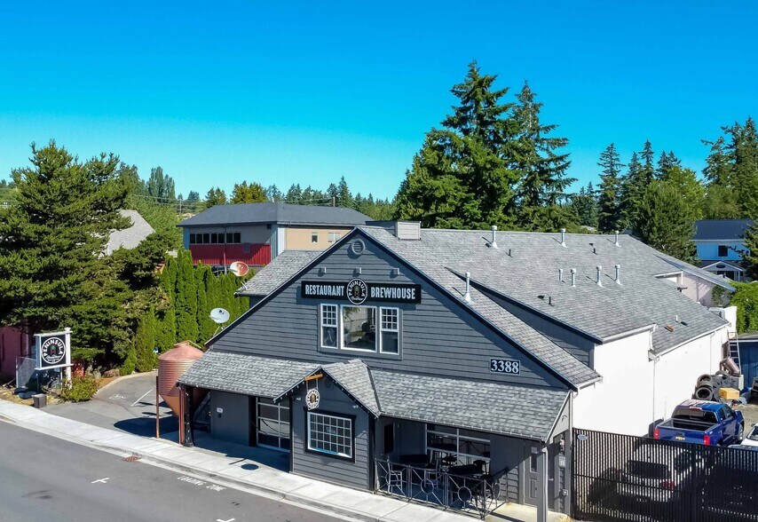 More Photos Of 3388 Byron St, Silverdale Freestanding For Sale