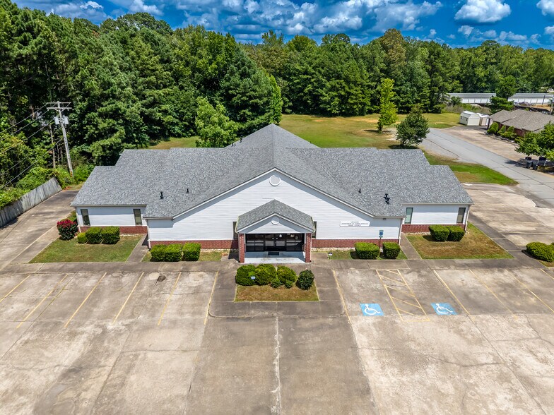 More Photos Of 16 Opportunity Dr, Sheridan Office For Sale