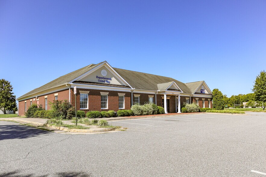 More Photos Of 3310 Shannon Park Dr, Fredericksburg Office For Sale