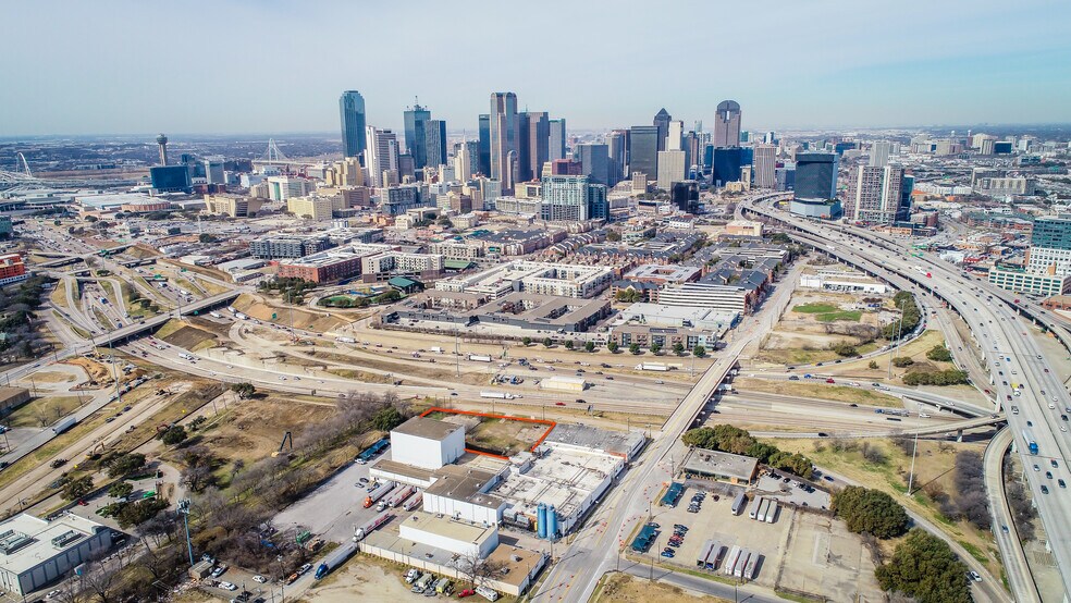 More Photos Of 2424 E R L Thornton Fwy, Dallas Land For Sale
