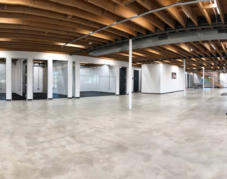 More Photos Of 5930 W Jefferson Blvd, Los Angeles Loft Creative Space For Lease
